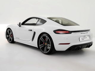 PORSCHE 718 CAYMAN GTS 4.0