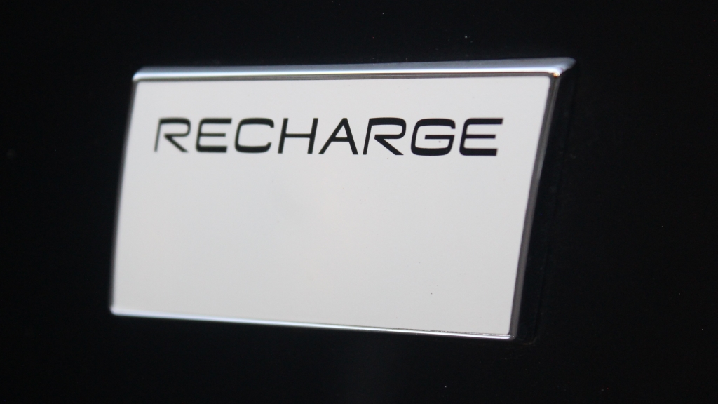 Badge of the new Volvo XC40 Recharge