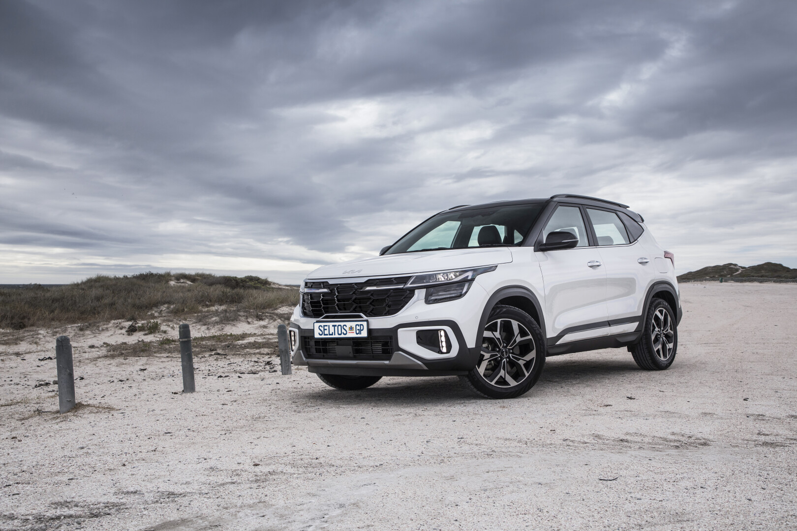 Kia Seltos front view on the beach