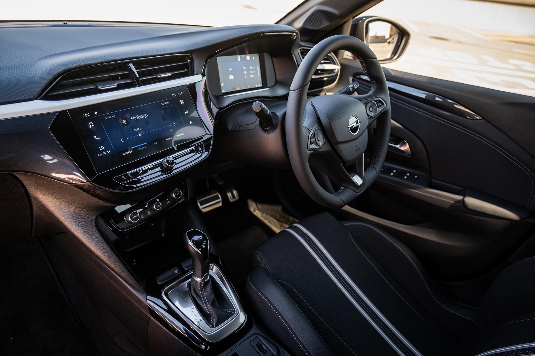 Opel Corsa GS Line driver cockpit