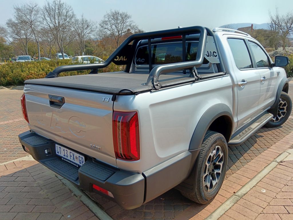 JAC T9 4x2 Rear view