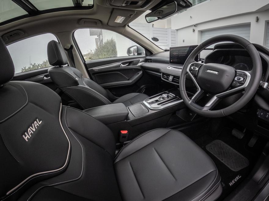 Interior view of the Haval Jolion S from the drivers side
