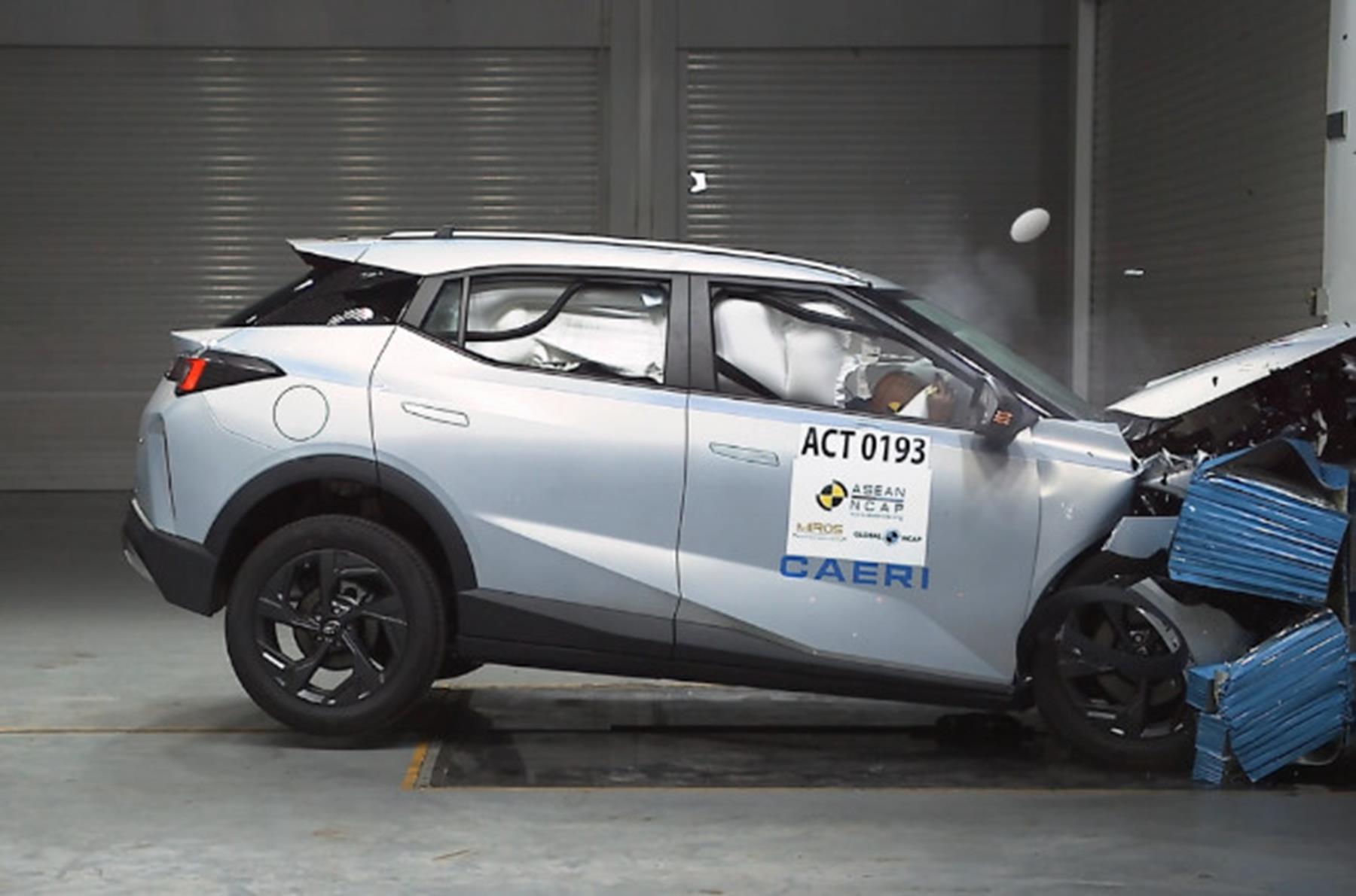 GAC Emzoom frontal crash test