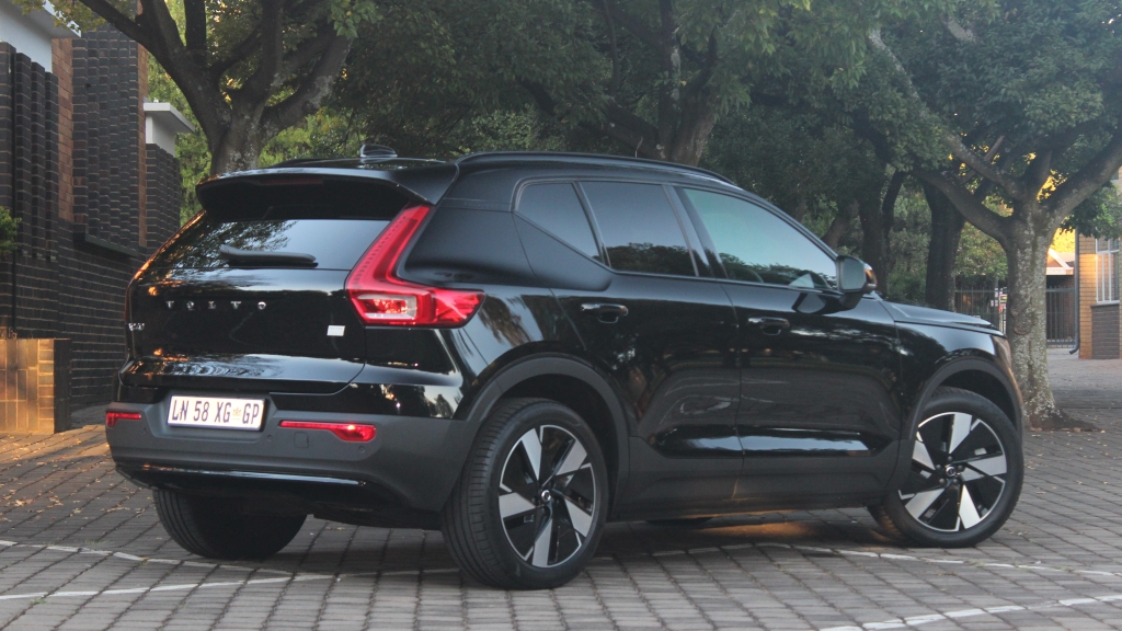 Rear view of the new Volvo XC40 Recharge