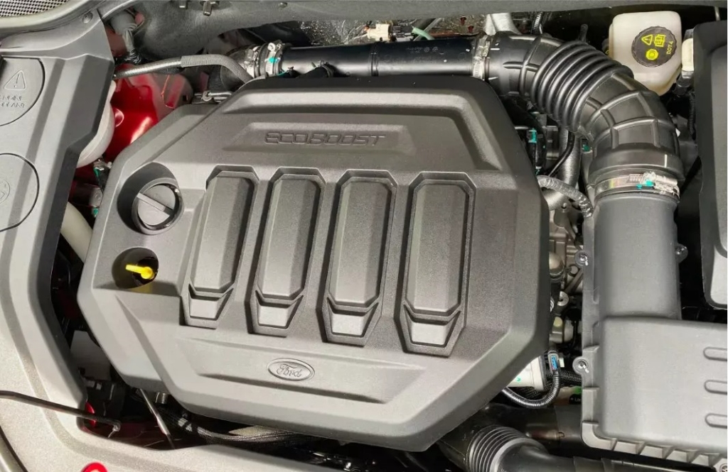 It says EcoBoost on the cover, but this engine is completely unrelated to any other Ford engine.