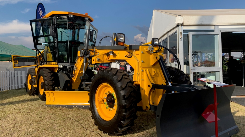 The Mahindra G80 grader is touted as being the most fuel-efficient grader on the market, and includes a host of high-tech and comfort features.